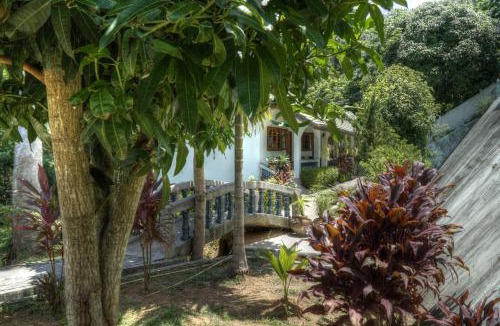 Maret House | Gila's Garden