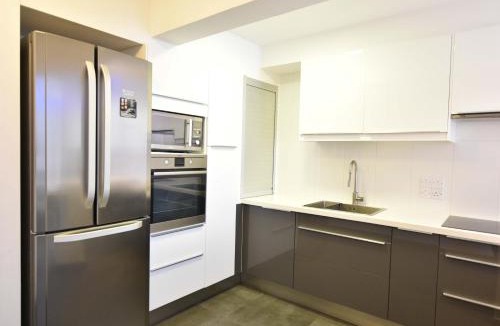 Lykabittos Apartment | Glabur Stays - The Amazing 1 BDR - Executive apt Nicosia Center Free Parking & WiFi