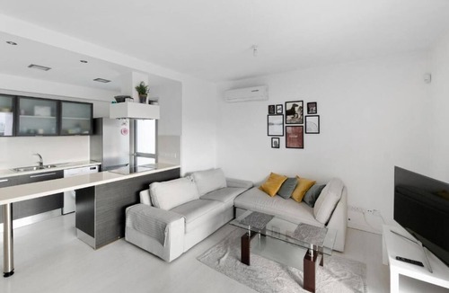 Lykabittos Apartment | Glabur Stays - The Fabulous 2 Bedroom Apt, City Center