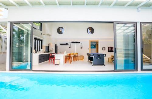 Jomtien Villa | Glass Beach Private Pool Villa(GB47)