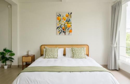 Phra Khanong House | Glow House Sukhumvit 54, Spacious Modern Rooms near BTS On Nut