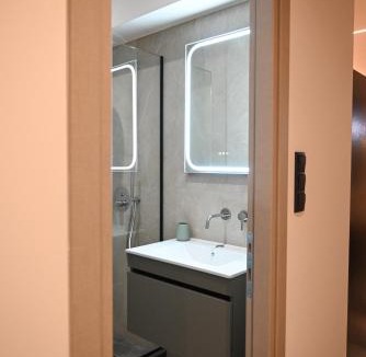 Larissa Apartment | GMluxuryapartments 2