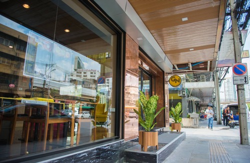 Ratchathewi Hostel | GN Luxury Hostel
