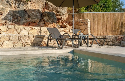 Monopari Apartment | Gogna Luxury Domes - Golden Fig