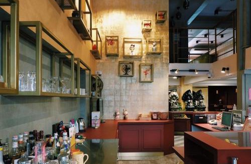 Ratchaprasong Hotel | Golden House