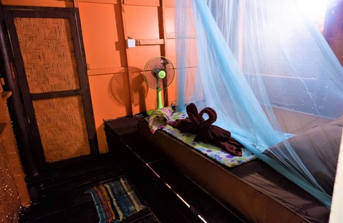 Ranong Hotel | Goldkey Bungalow