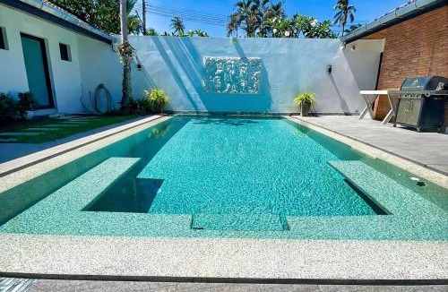 Kathu Villa | Golf Paradise 4 BR Smart Home Pool Villa at Loch Palm Golf Course Kathu