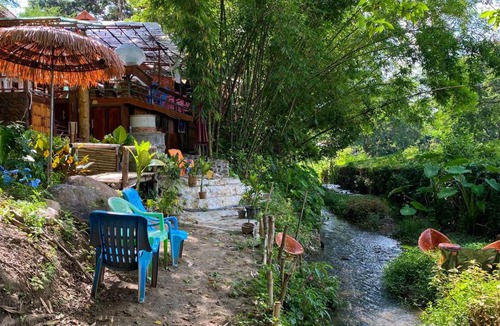 Pai House | Good Life Dacha Riverside & Parkside Retreat