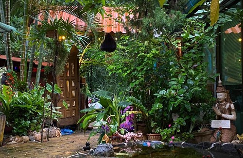 Pai House | Good Life Dacha Riverside & Parkside Retreat
