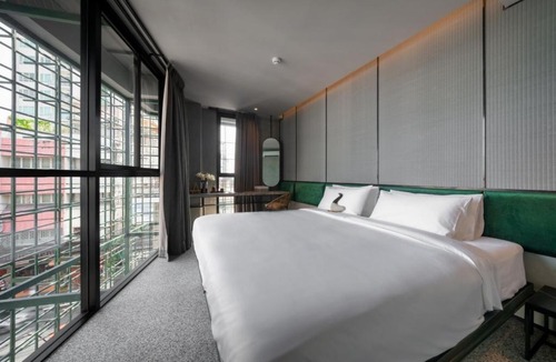 Phra Khanong Nuea Hotel | Goose Living Bangkok BTS Phra Khanong