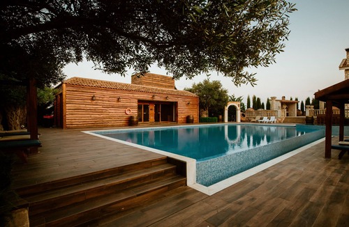Frenaros Villa | Grand Mansion Countryhouse & Spa.