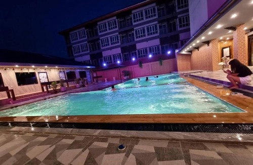 Bang Sao Thong Hotel | Grand Parazo Hotel Suvarnbhumi Airport