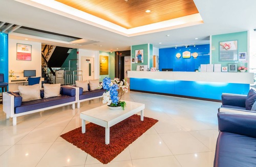 Thanon Phaya Thai Apartment | Grand Thai Style W/Cafe & Spa near BTS Phayathai
