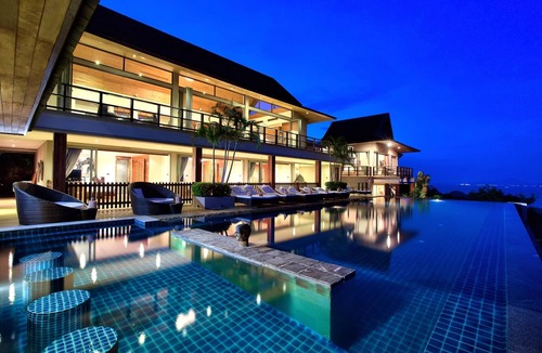 Bang Po Villa | Grand Vista