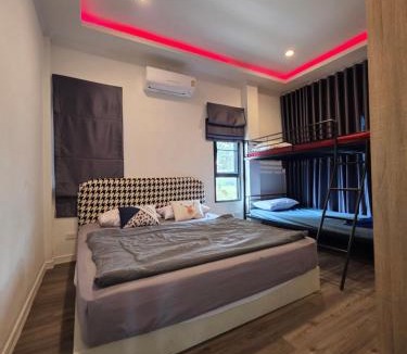 Nong Pla Lai Villa | Green Beach Pool Villa