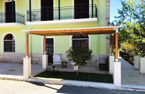 Sfakera Apartment | Green House!