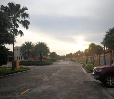 Chonburi Villa | Green Olive Villa Amata Spring Golf