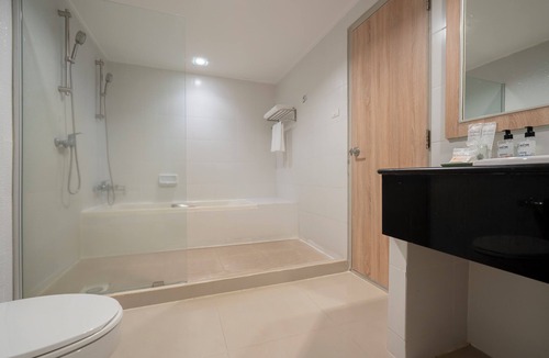 North Pattaya Resort | Green Park Resort
