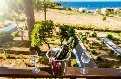 Kato Stalos Apartment | Gregory Village Sea View