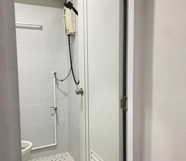 Wua Lai House | Haiya Guesthouse room 7