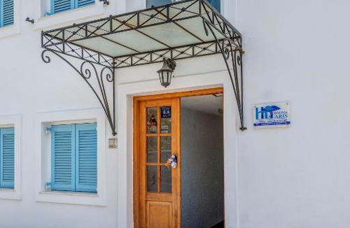 Ermoupoli Hotel | Halaris Rooms