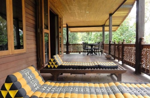 Mae Nam House | Handcrafted Lodge short walk from Mae Nam beach