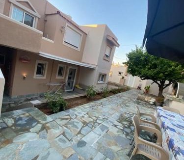 Asfendiou Villa | Handra Villa