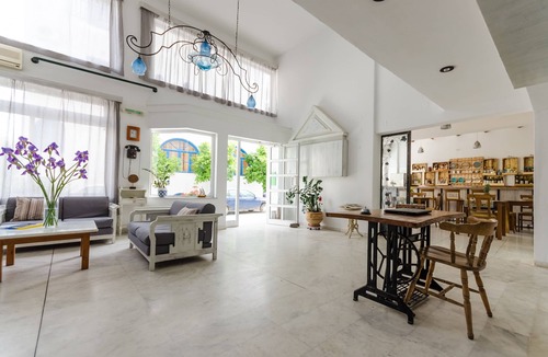 Hersonissos Centre House | Happiness Apartments