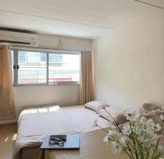 Ban Mai Apartment | Happy Daisy ห้องพัก เมืองทองธานี