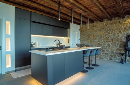 Mesaia Trikala Villa | Heartbeat Villa Two, Heartbeat Mountain Escapes