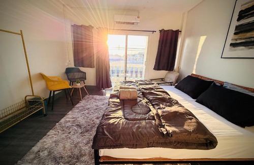 Nai Muang Hostel | Hee Pee hostel Buriram