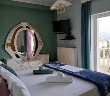 Platanitis Apartment | Helen's Seaside Apartment