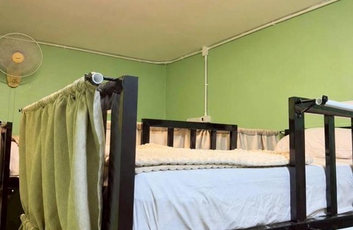 Khlong Sok Hostel | Hello Bella khaosok hostel
