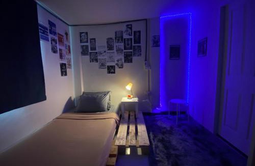 Phra Khanong Hostel | High Friend Hostel