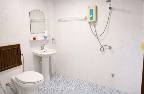 Nanai Road Hotel | Hill Side Hotel