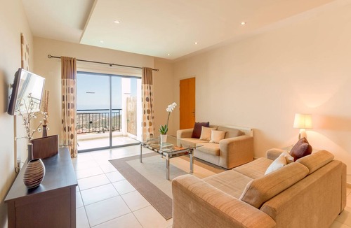 Pissouri Apartment | Hill View Restaurant & Apartments