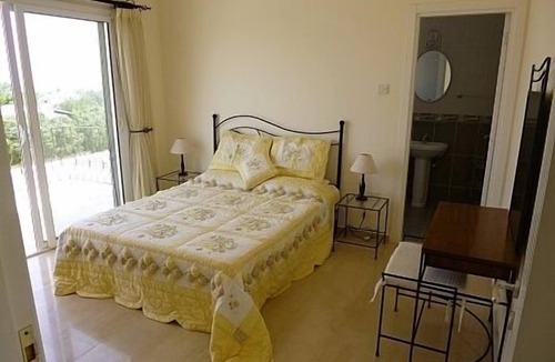 Yesiltepe Villa | Holiday 4 Bedroom Home /Private Pool, Mountain/Sea Views, Sleeps 8