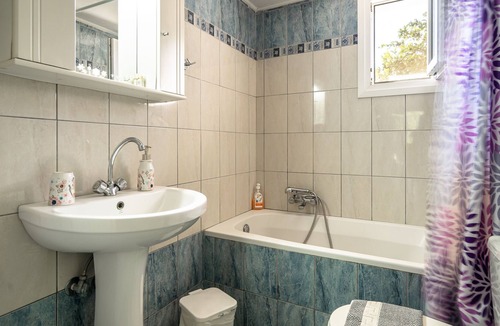 Mazarakata Apartment | Holiday Accommodation "Mary's house" with castle view and close to the beach.