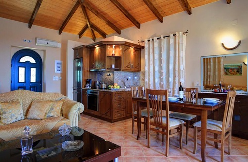 Tsoukaladhes House | Holiday house Lefkada (Stadt) for 1 - 8 persons with 3 bedrooms - Holiday house