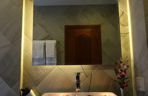 Taphul Village Area Hotel | Holy Angkor Hotel