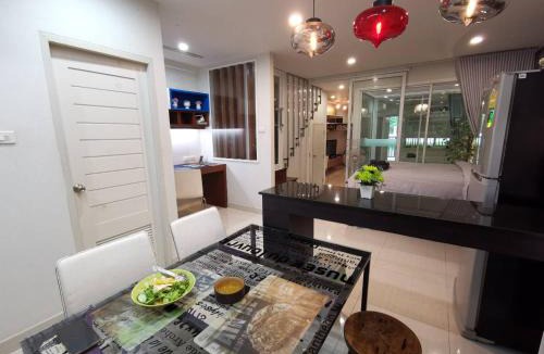 Downtown Krabi Apartment | Home Base at Krabi