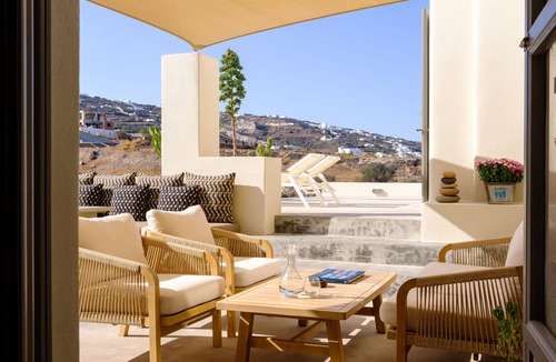Fira Villa | Home of Lilies