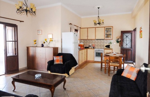Mirties House | Homerez - House in Mirties