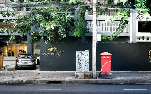 Thanon Phetchaburi Hostel | Hostel ∙ 8 guests
