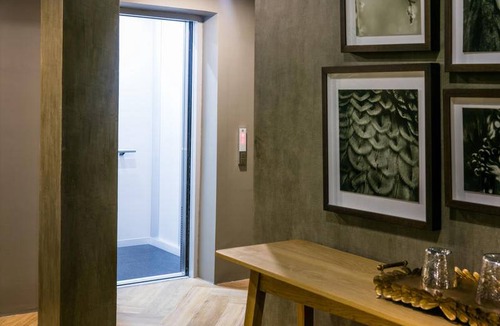 Thanon Phetchaburi Hostel | Hostel ∙ 8 guests