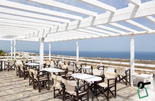 Finikia Hotel | Hotiday Santorini Seafront