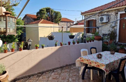 Eresos House | House ∙ 1 bedroom ∙ 4 guests