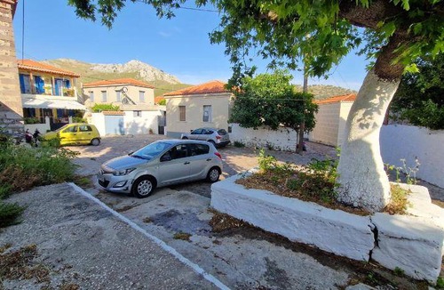 Eresos House | House ∙ 1 bedroom ∙ 4 guests
