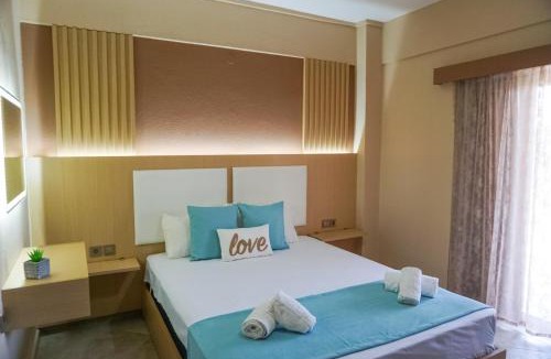 Sarti Apartment | House Michalis