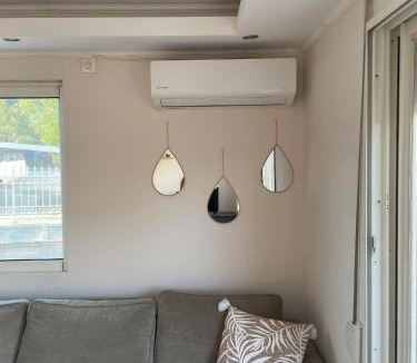 Kropia House | House near the sea